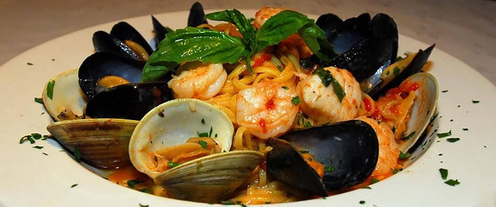 Taste Of Italy | restaurant | 105 Clarion Rd, Altavista, VA 24517, USA | 4343092624 OR +1 434-309-2624