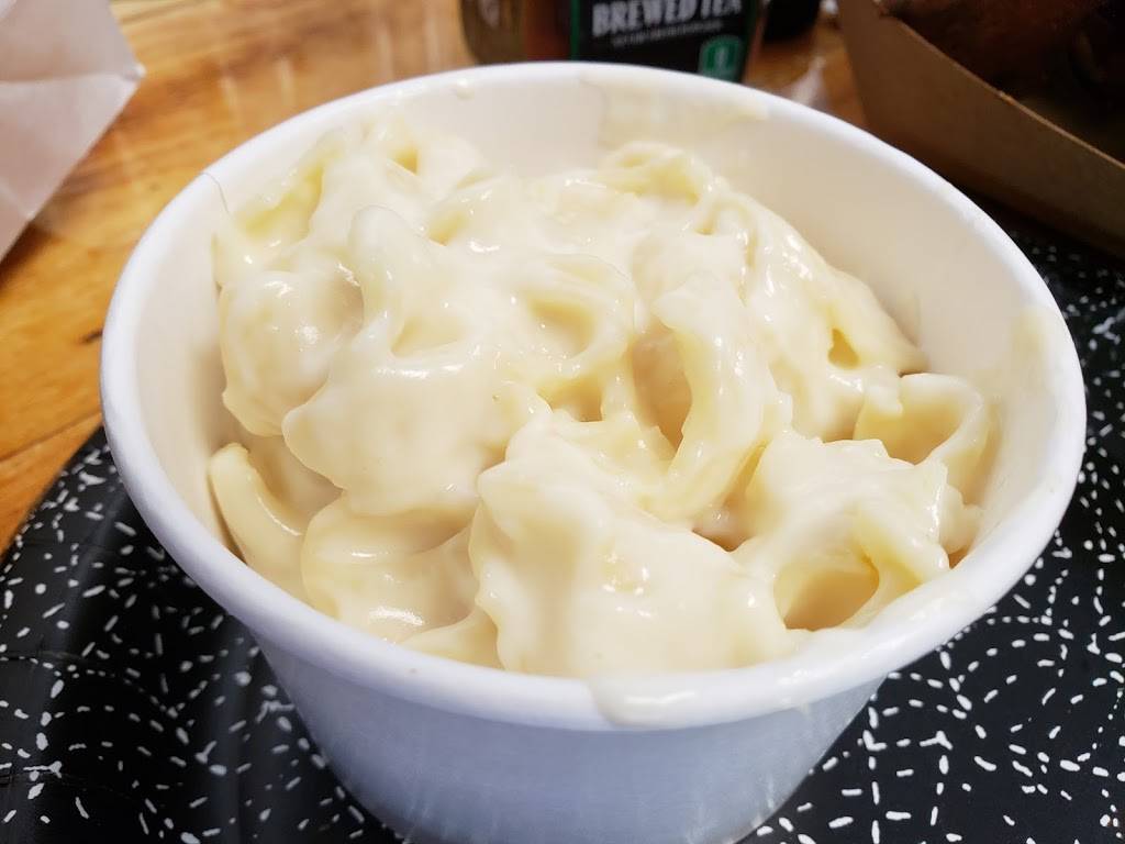 Cluck’n Crabs | restaurant | 857 Mill Creek Rd, Manahawkin, NJ 08050, USA | 6094882013 OR +1 609-488-2013