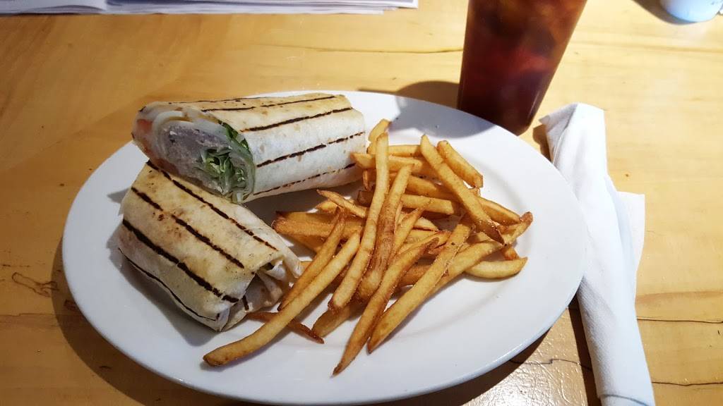 Golden Irene | restaurant | 18 Mullen Rd, East Windsor, CT 06088, USA | 8606275971 OR +1 860-627-5971