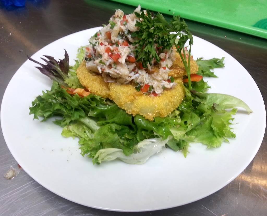 HARMONS DEN Bistro | restaurant | 250 Pigeon St, Waynesville, NC 28786, USA | 8284566322 OR +1 828-456-6322