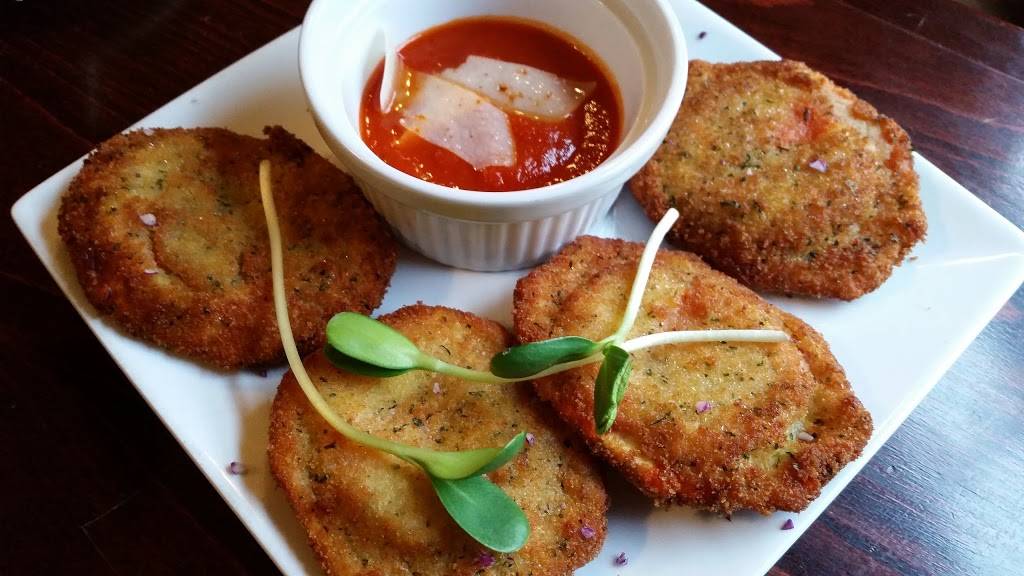 Middletons on Main | restaurant | 110 S Main St, Wauconda, IL 60084, USA | 8475266433 OR +1 847-526-6433