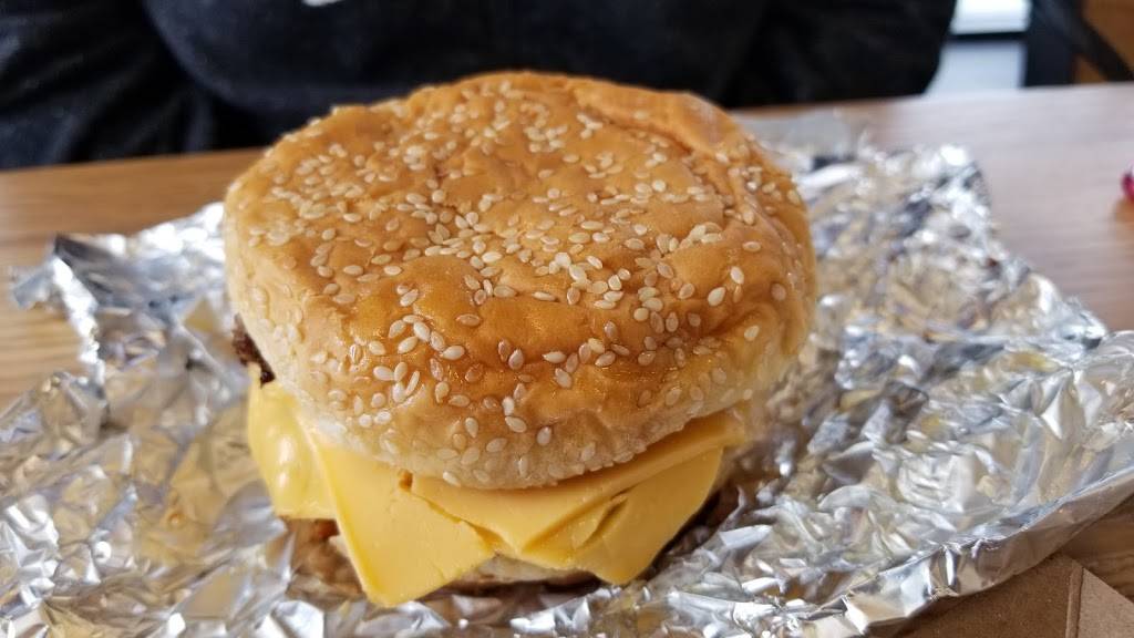 Five Guys Burgers | restaurant | 20784 E Victoria Ln, Queen Creek, AZ 85142, USA | 4805345454 OR +1 480-534-5454