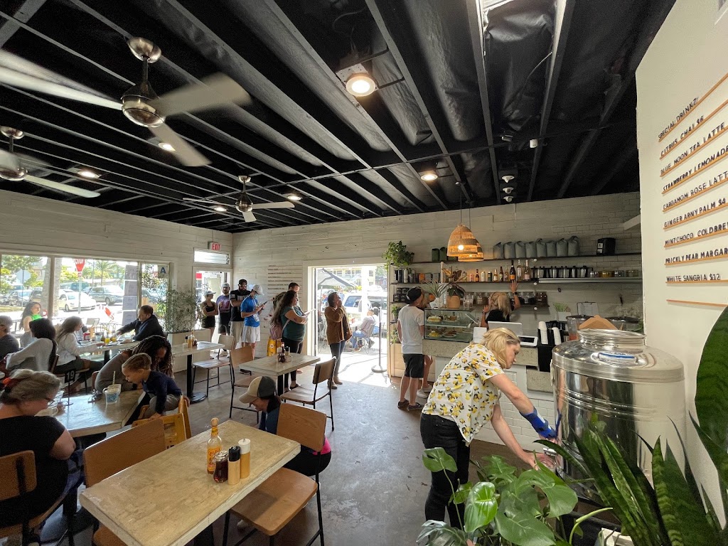 Café Topes | cafe | 3091 Roosevelt St, Carlsbad, CA 92008, USA | 7604348673 OR +1 760-434-8673