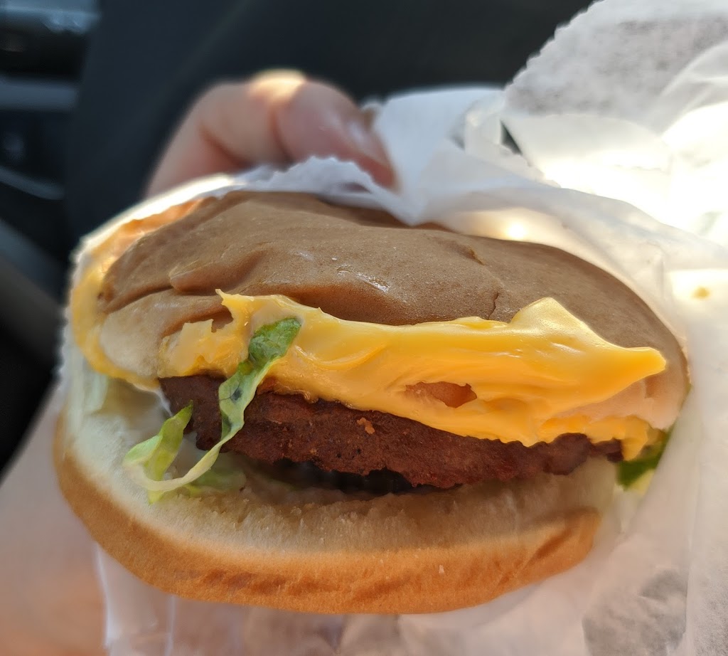 Hebron Dari Bar | restaurant | 103 W Main St, Hebron, OH 43025, USA | 7409285101 OR +1 740-928-5101