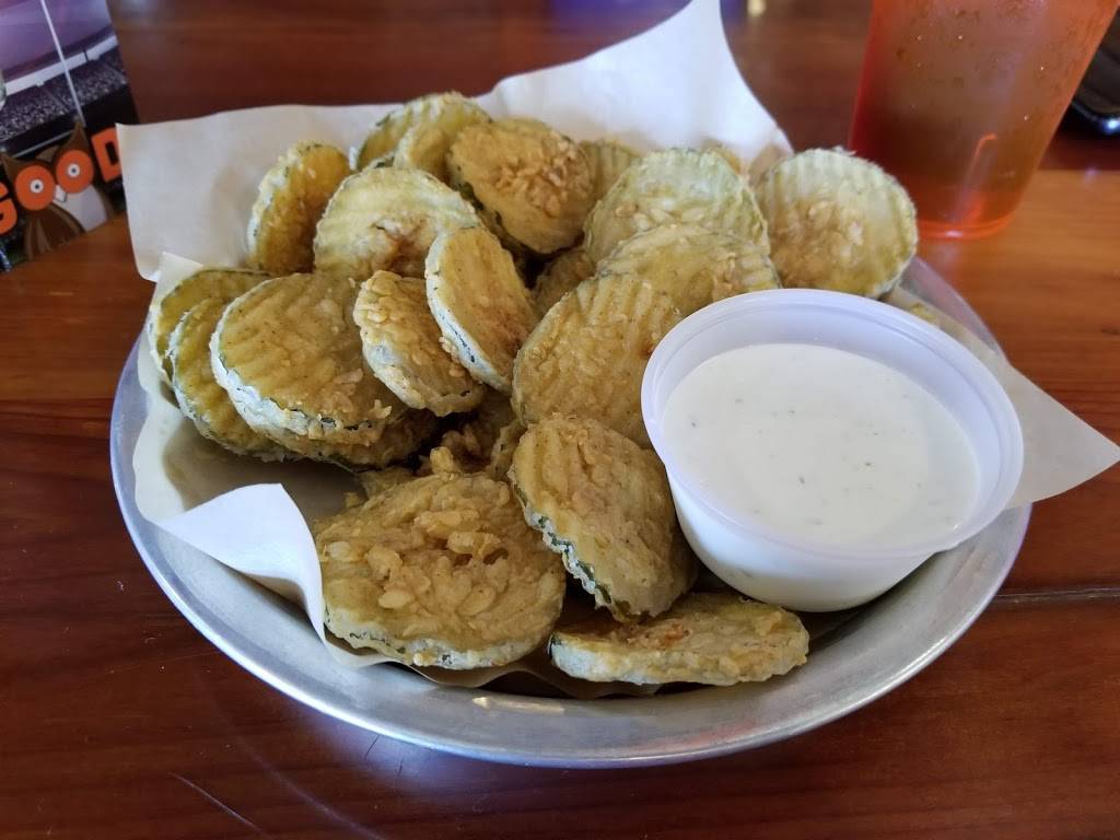 Hooters | restaurant | 19053 I-45, Conroe, TX 77385, USA | 9363219466 OR +1 936-321-9466