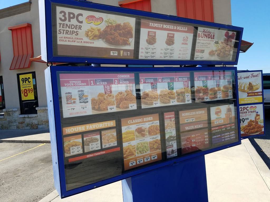 Churchs Chicken | restaurant | 111 N, I-35, Pearsall, TX 78061, USA | 8303343131 OR +1 830-334-3131