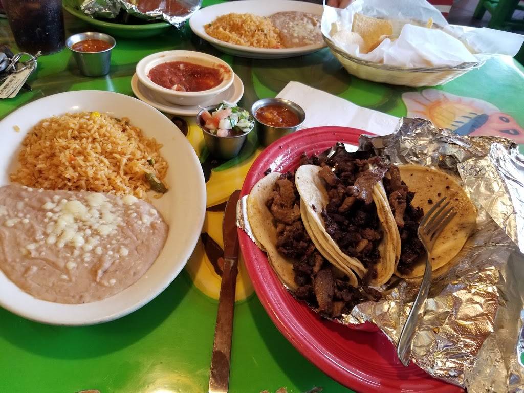 La Hacienda Mexican Restaurant & Cantina | restaurant | 3136 Ambassador Caffery Pkwy, Lafayette, LA 70506, USA | 3379891320 OR +1 337-989-1320
