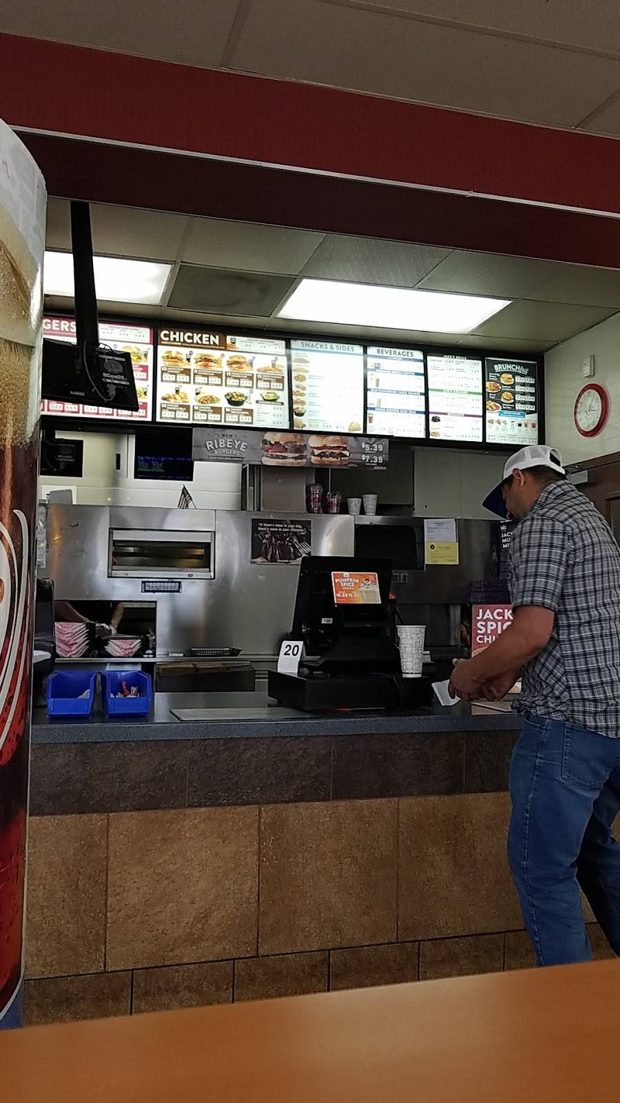 Jack in the Box | restaurant | 400 Joseph Gallo Ct, Livingston, CA 95334, USA | 2093948840 OR +1 209-394-8840