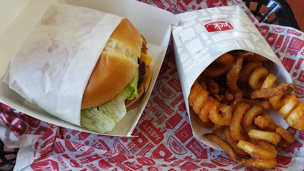 Jack in the Box | restaurant | 5642 30th St, Jurupa Valley, CA 92509, USA | 9513691348 OR +1 951-369-1348