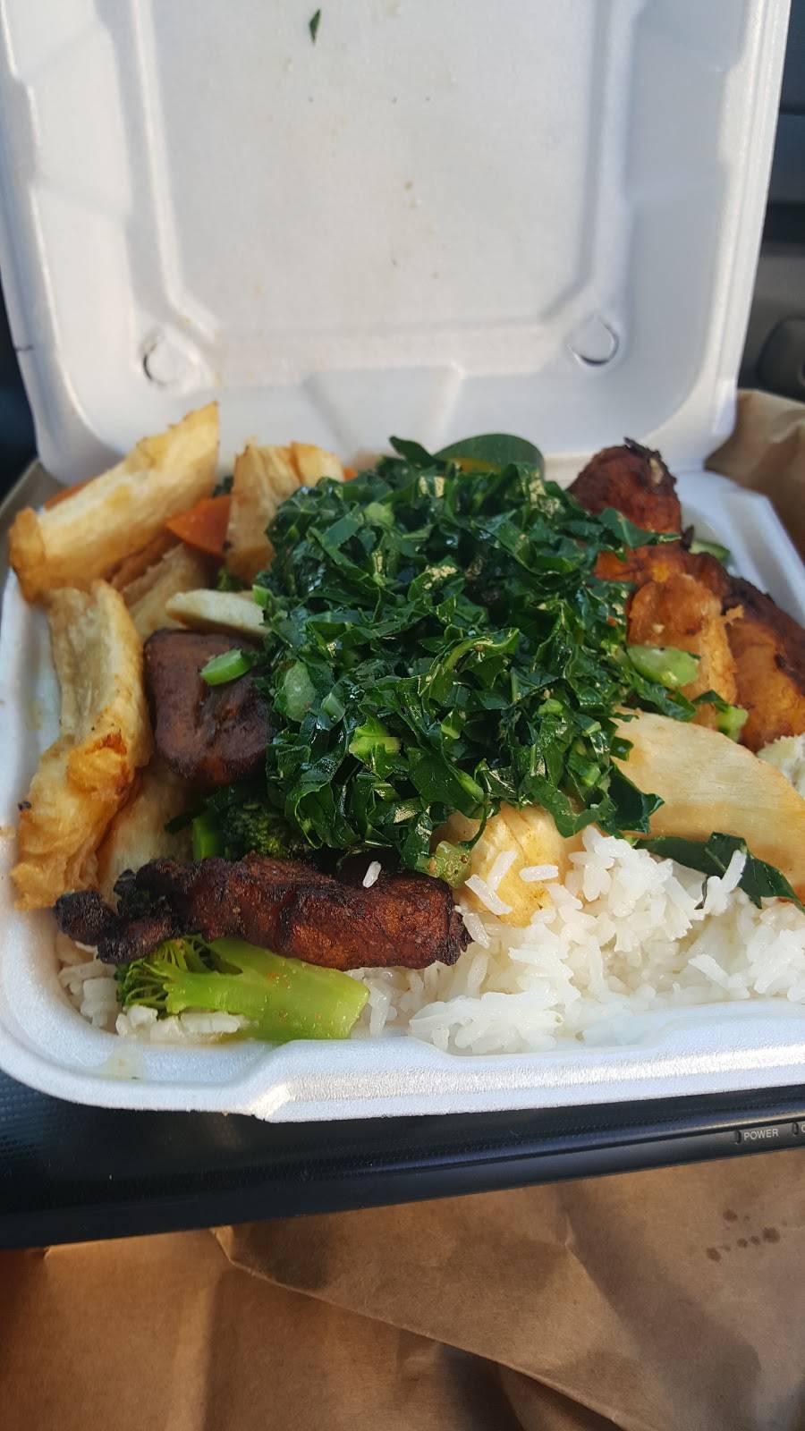 Alexs Kitchen | restaurant | 107 Nichols Ave, Watertown, MA 02472, USA | 6173939898 OR +1 617-393-9898