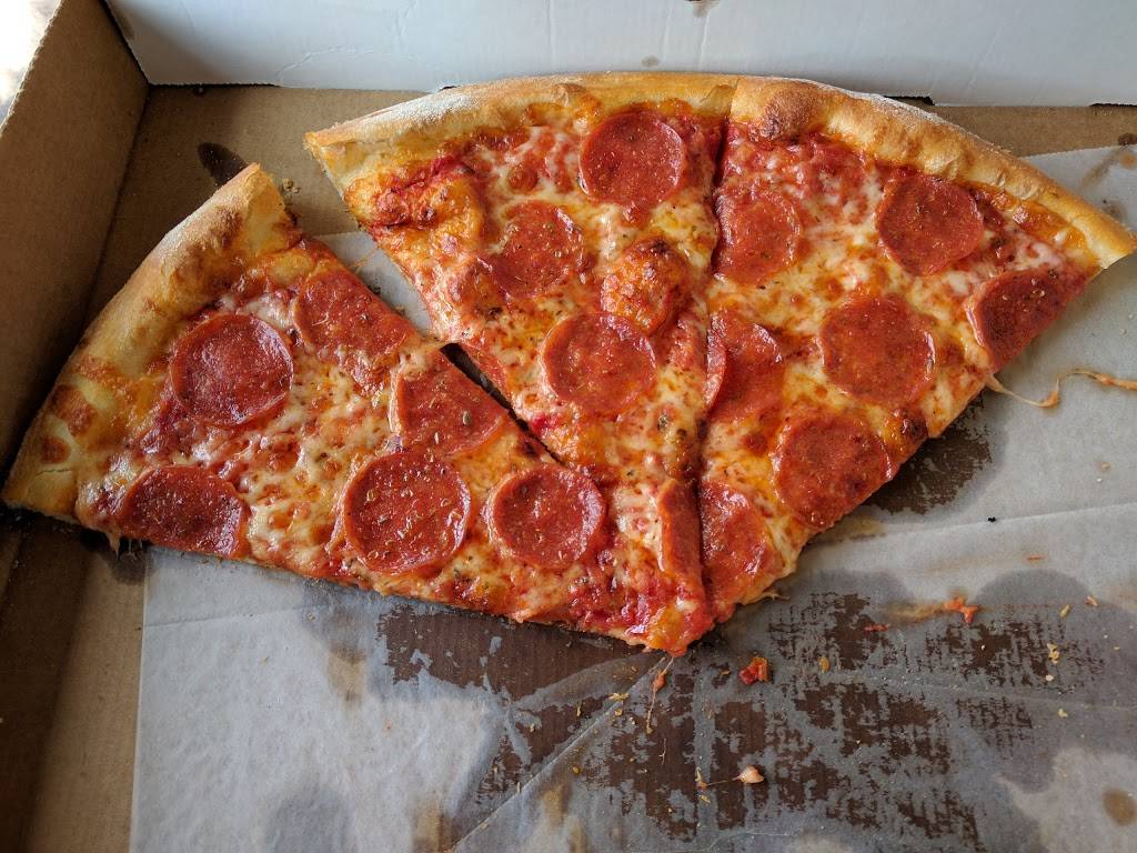 Luna Downtown Stuart | restaurant | 49 SW Flagler Ave #2148, Stuart, FL 34994, USA | 7722880550 OR +1 772-288-0550