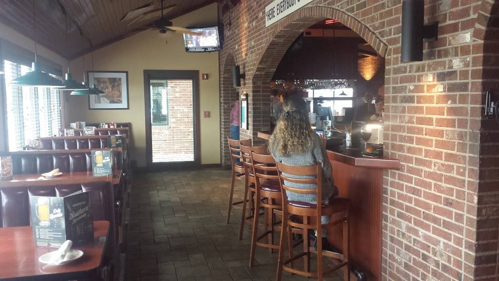 OCharley’s Restaurant & Bar | restaurant | 730 W Town Center Blvd, Champaign, IL 61822, USA | 2173553901 OR +1 217-355-3901