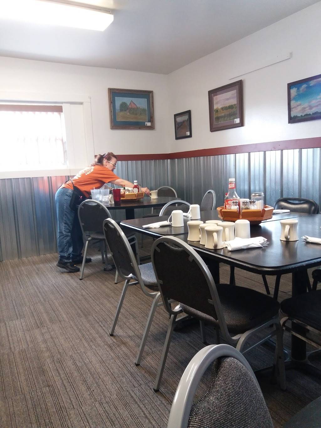 Wagon Wheel | restaurant | 7727 Division Ave S, Grand Rapids, MI 49548, USA | 6164556480 OR +1 616-455-6480