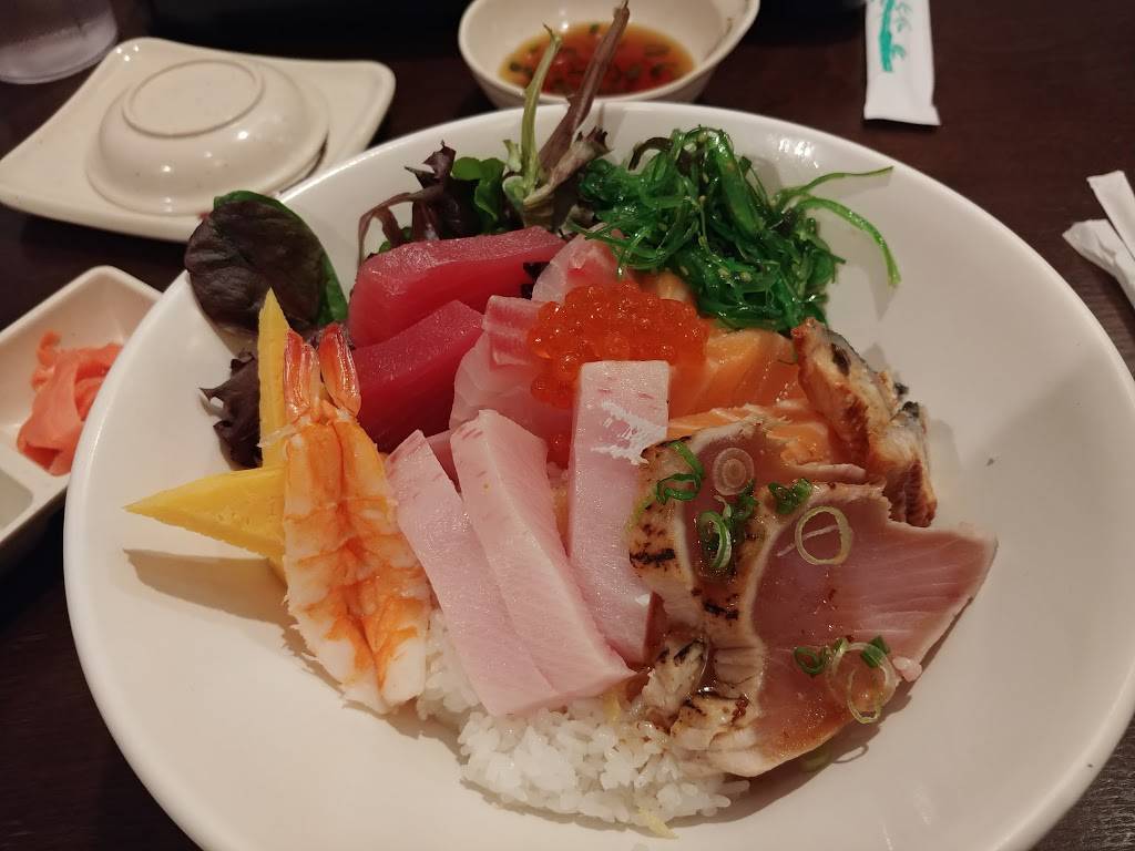 J Sushi & Ramen | restaurant | 18 Rancho Camino Dr #101, Pomona, CA 91766, USA | 9096228700 OR +1 909-622-8700