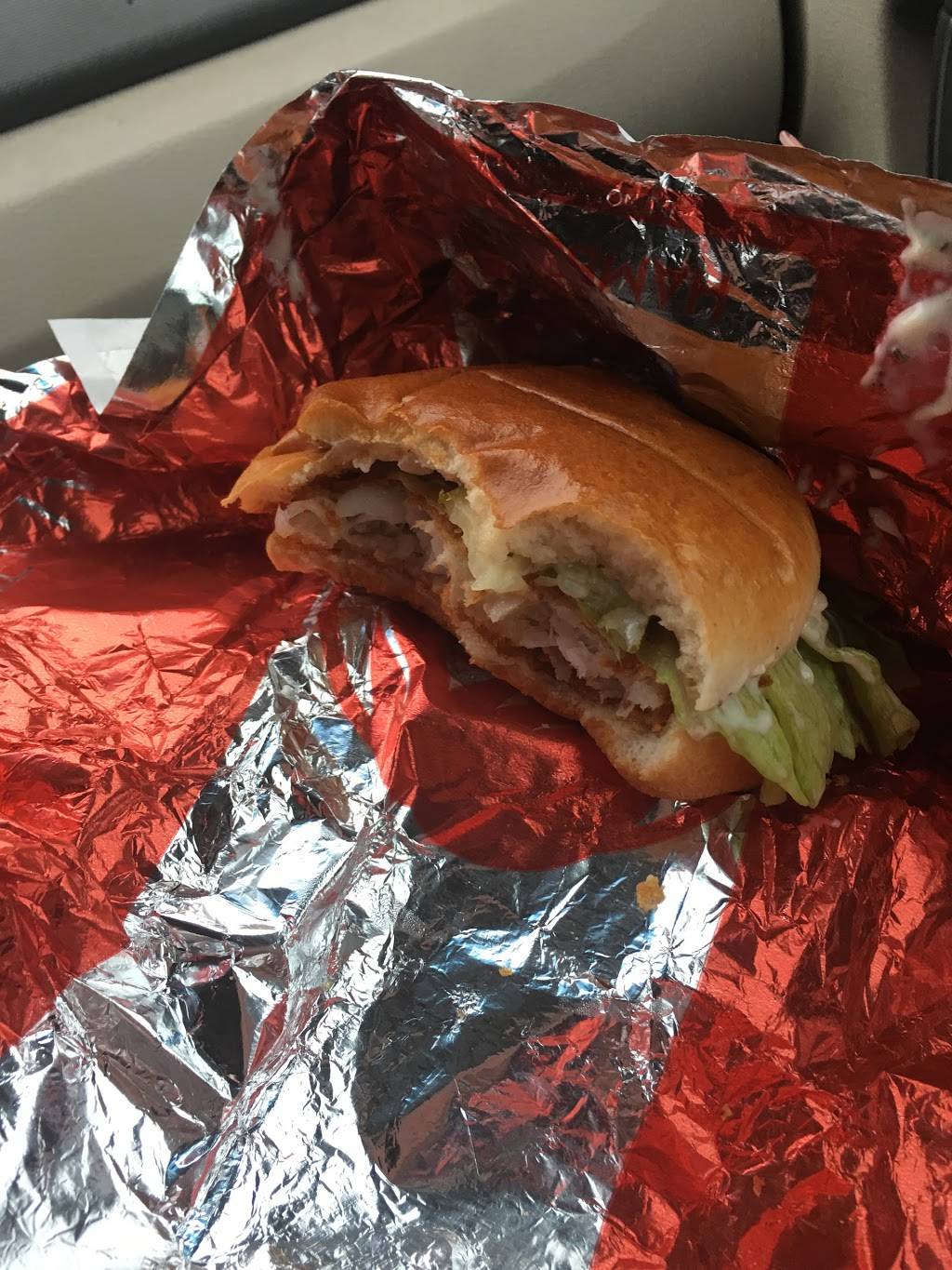 Wendys | restaurant | 820 Richmond Rd, Richmond Heights, OH 44143, USA | 2165863954 OR +1 216-586-3954