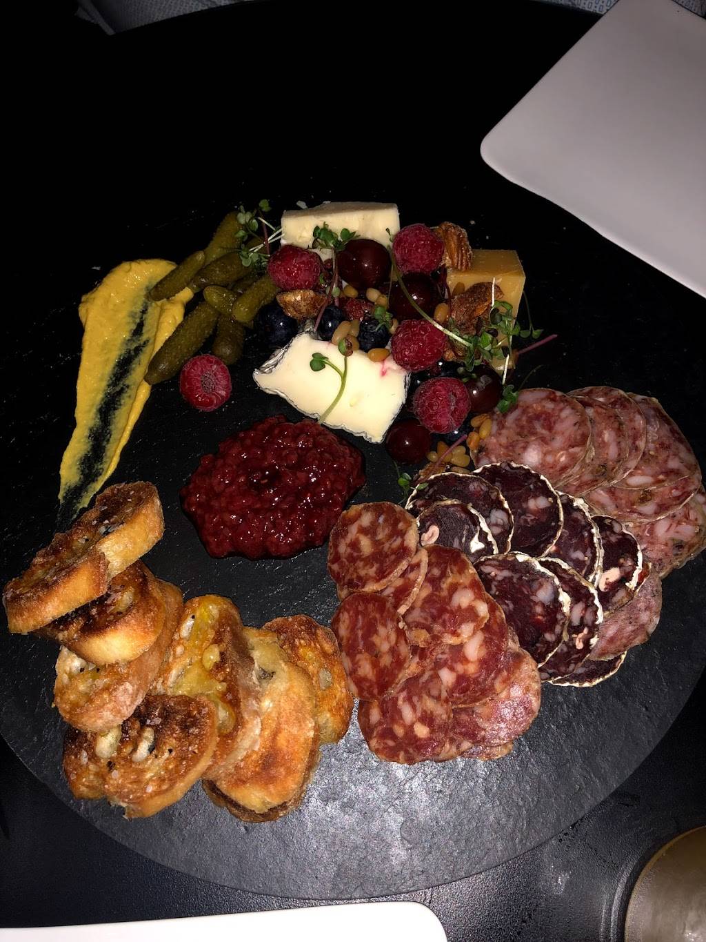 OAKED | restaurant | 1031 Lynch St, St. Louis, MO 63118, USA | 3143057517 OR +1 314-305-7517