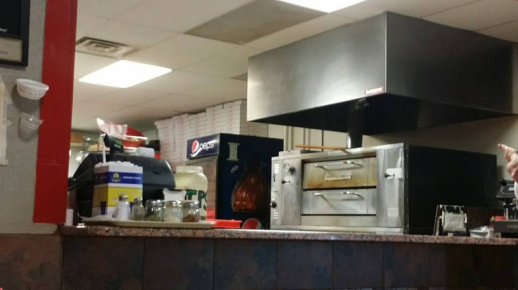 Franks Pizzaria | restaurant | 100 Jestan Blvd, New Castle, DE 19720, USA | 3028385955 OR +1 302-838-5955