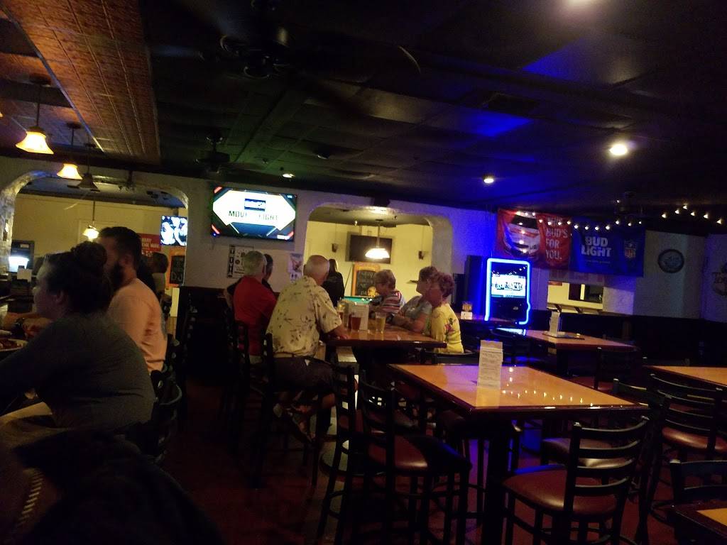 Seaside Bar and Grill | restaurant | 2401 Beach Ct, Riviera Beach, FL 33404, USA | 5615178661 OR +1 561-517-8661