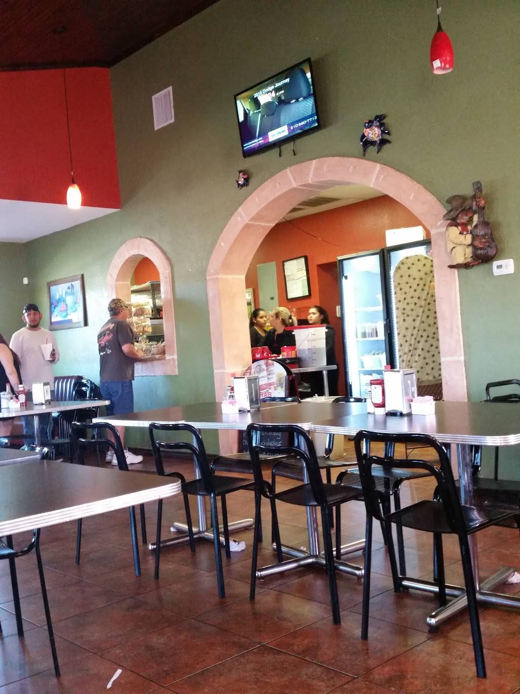 Salsas Mexican Restaurant | restaurant | 5929 Rittiman Rd, San Antonio, TX 78218, USA | 2106466696 OR +1 210-646-6696