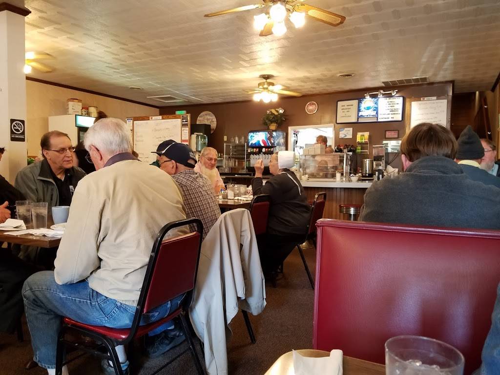 Village Inn | restaurant | 107 S Main St, Middlebury, IN 46540, USA | 5748252043 OR +1 574-825-2043