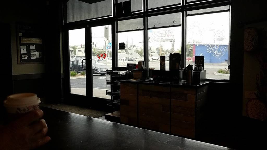Starbucks | cafe | 21176 S Western Ave, Torrance, CA 90501, USA | 3105027735 OR +1 310-502-7735