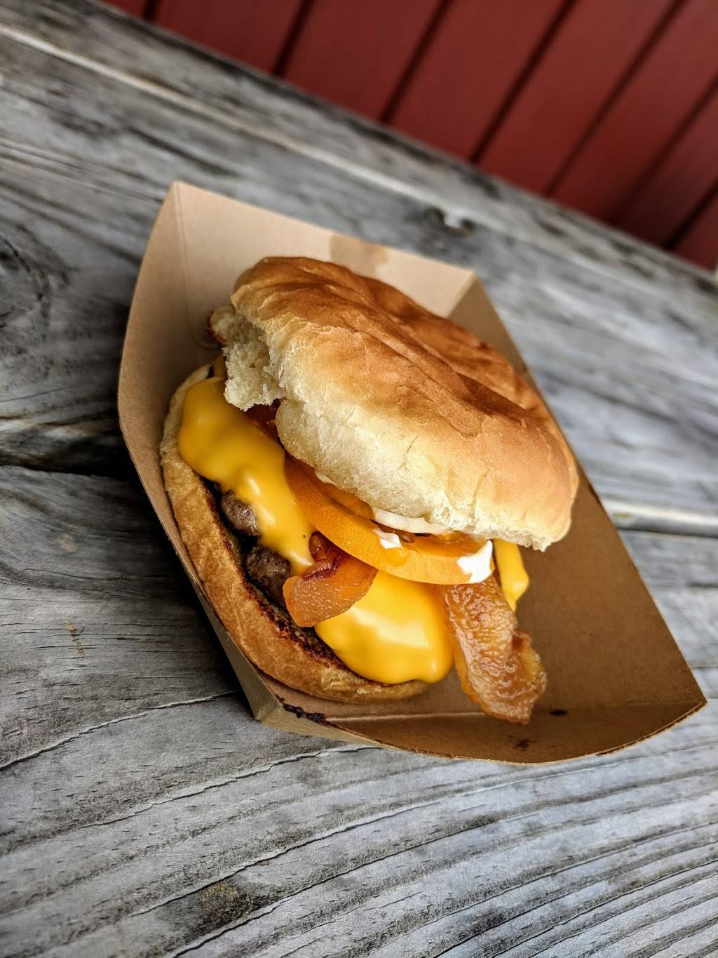 Bud & Cheryls Ice Cream Shoppe | restaurant | 3435 Alum Springs Rd, Danville, KY 40422, USA | 8594949866 OR +1 859-494-9866