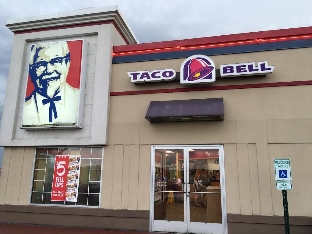 KFC | restaurant | 900 Martin Luther King Jr Dr, West Memphis, AR 72301, USA | 8707358156 OR +1 870-735-8156