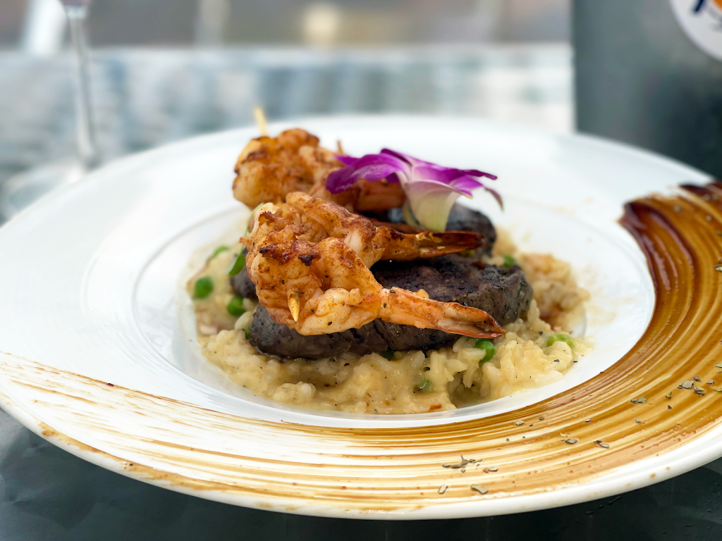 7 Tables On The Beach | restaurant | 600 N Surf Rd, Hollywood, FL 33019, USA | 8572189129 OR +1 857-218-9129