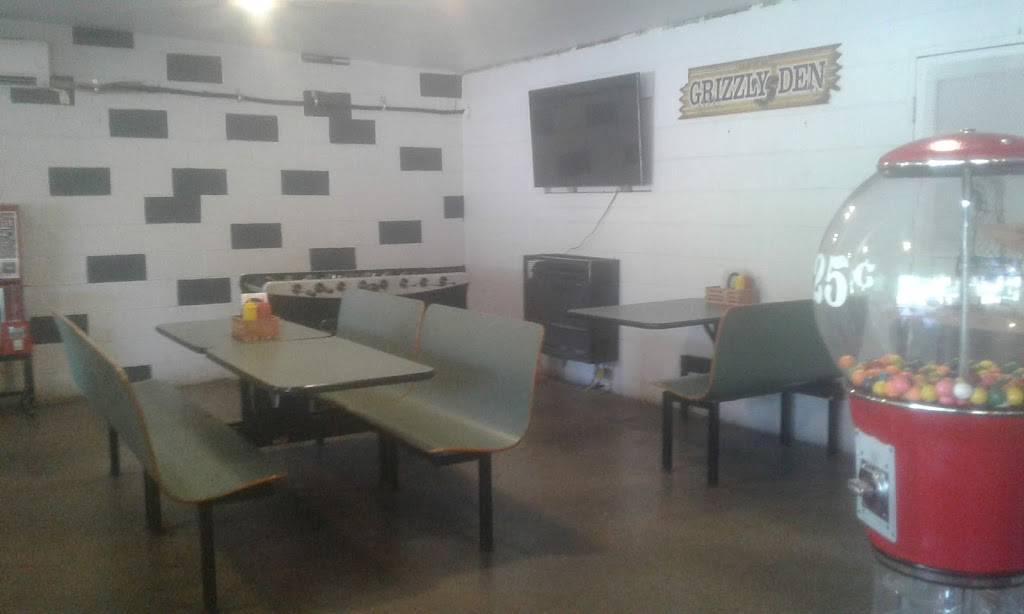 Red Rooster Burgers & Brew | restaurant | 5032 Garden Valley Rd, Garden Valley, CA 95633, USA | 5303332400 OR +1 530-333-2400