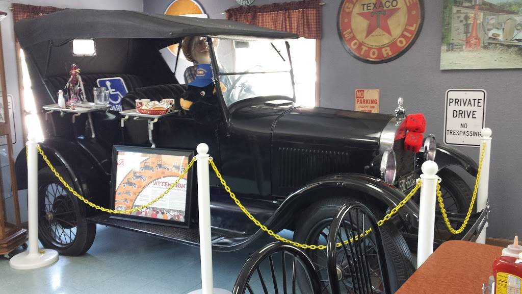 Millies Diner | restaurant | 302 W Division St, Marine, IL 62061, USA | 6188874850 OR +1 618-887-4850