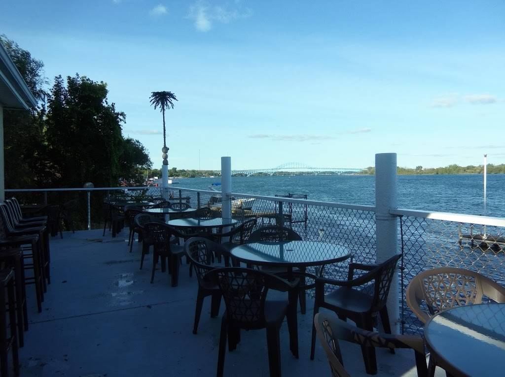 Turners Port of Call | restaurant | 997 E River Rd, Grand Island, NY 14072, USA | 7167731114 OR +1 716-773-1114