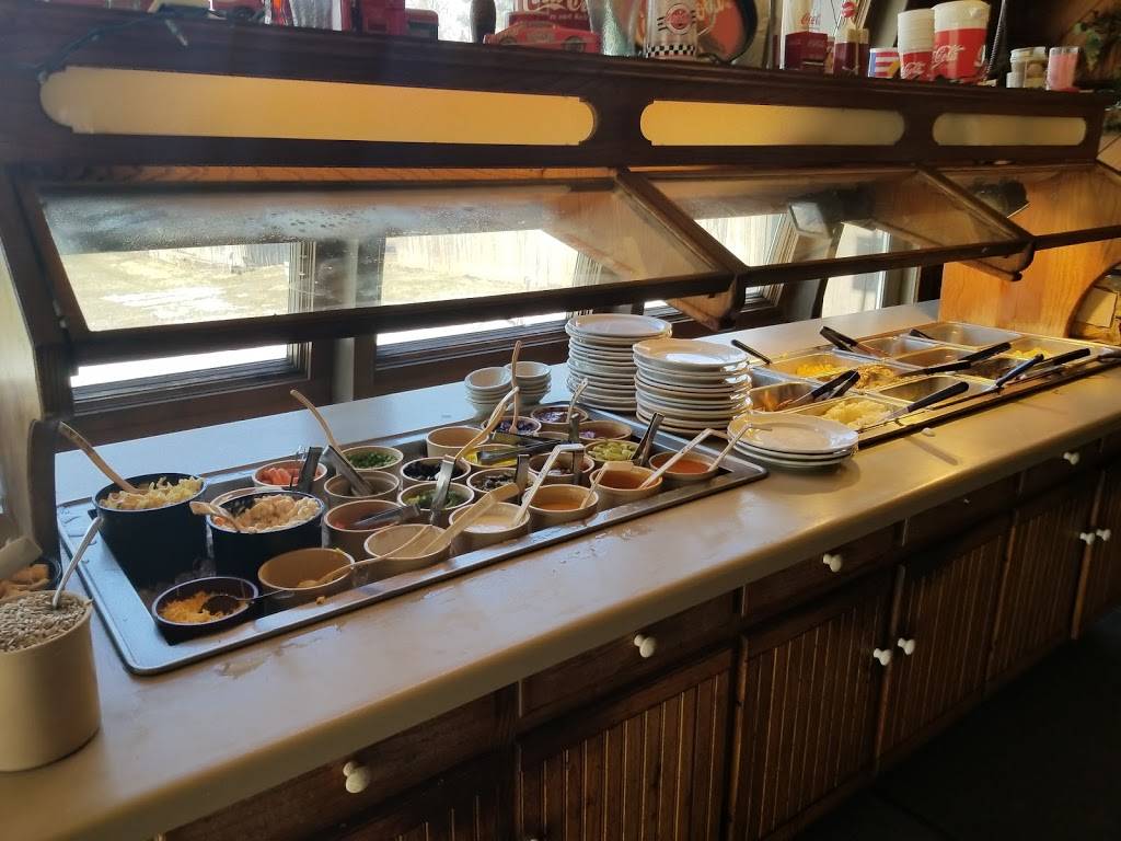 Fosters Riverview Inn | restaurant | 24118 WI-178 Trunk, Cornell, WI 54732, USA | 7152396611 OR +1 715-239-6611