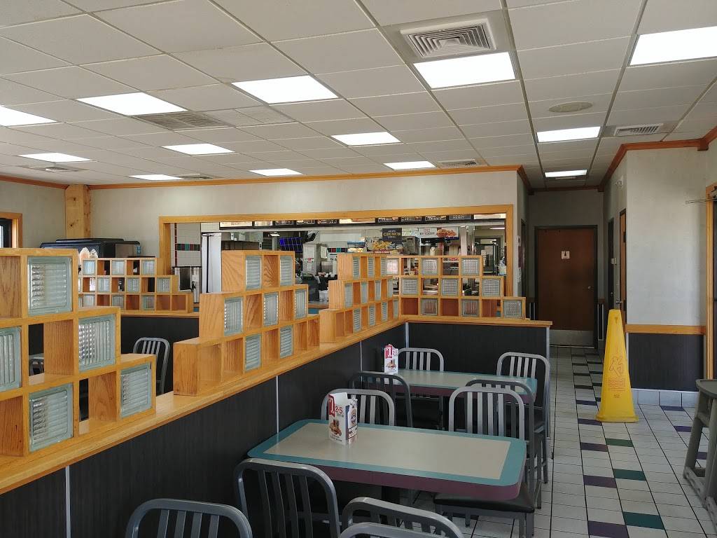 Arbys | meal takeaway | 2408 N 14th St, Ponca City, OK 74601, USA | 5807628202 OR +1 580-762-8202