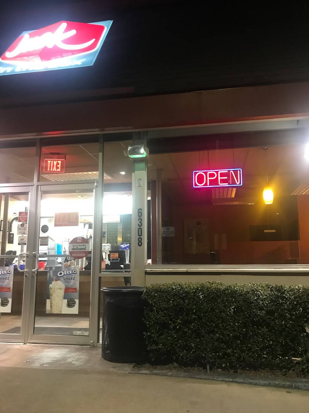 Jack in the Box | restaurant | 6308 Gaston Ave, Dallas, TX 75214, USA | 2148233881 OR +1 214-823-3881
