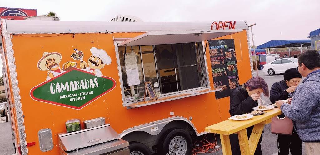 Camaradas Mexican-Italian Kitchen | restaurant | 2535 S Torrey Pines Dr, Las Vegas, NV 89146, USA | 7027081202 OR +1 702-708-1202