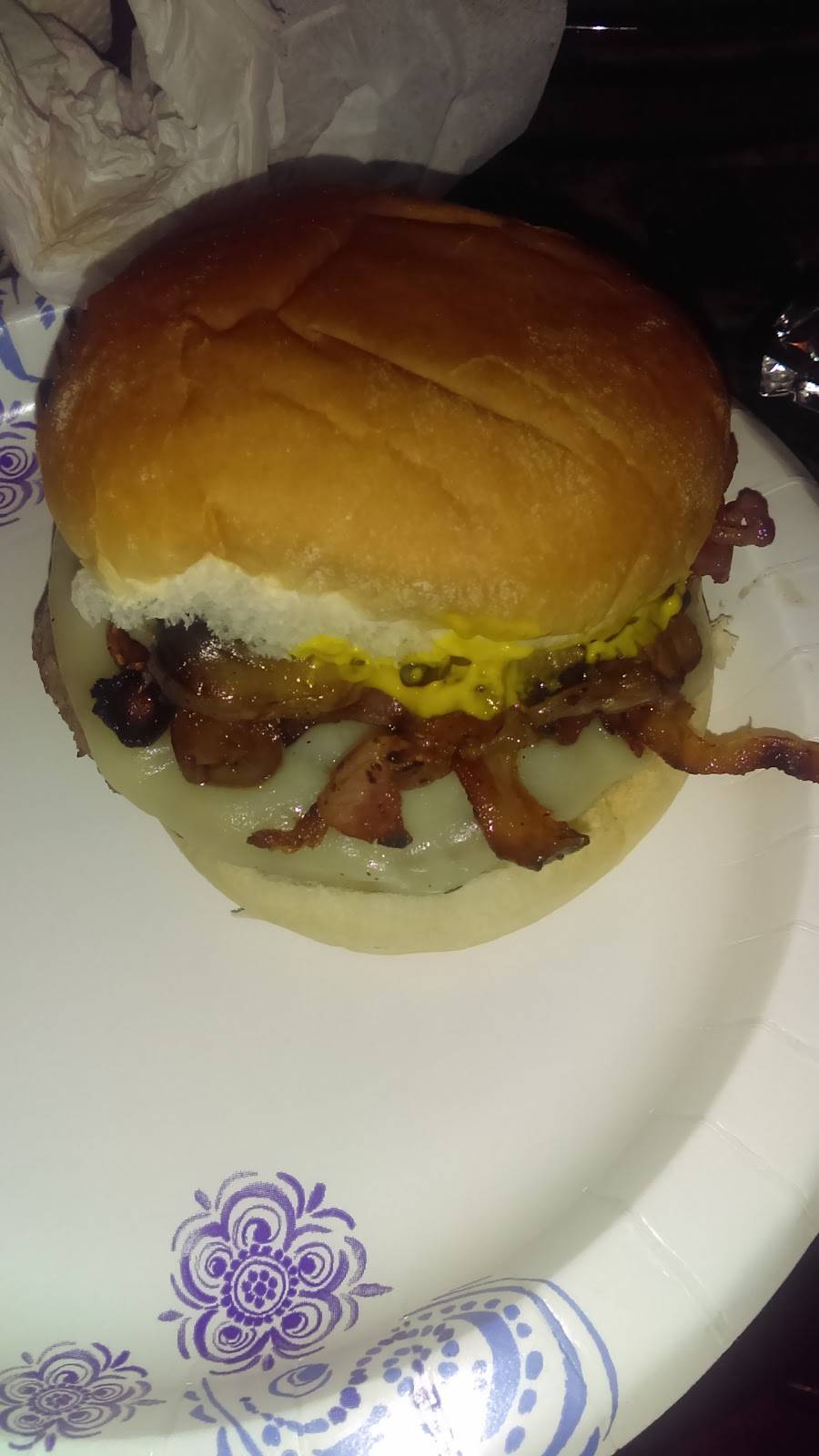 Dominos Pizza | meal delivery | 271 County St, Attleboro, MA 02703, USA | 5082266000 OR +1 508-226-6000