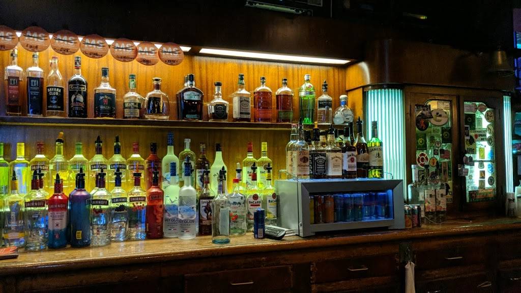 Spankys Bar & Grill | restaurant | 2325 52nd St, Kenosha, WI 53140, USA | 2626577883 OR +1 262-657-7883