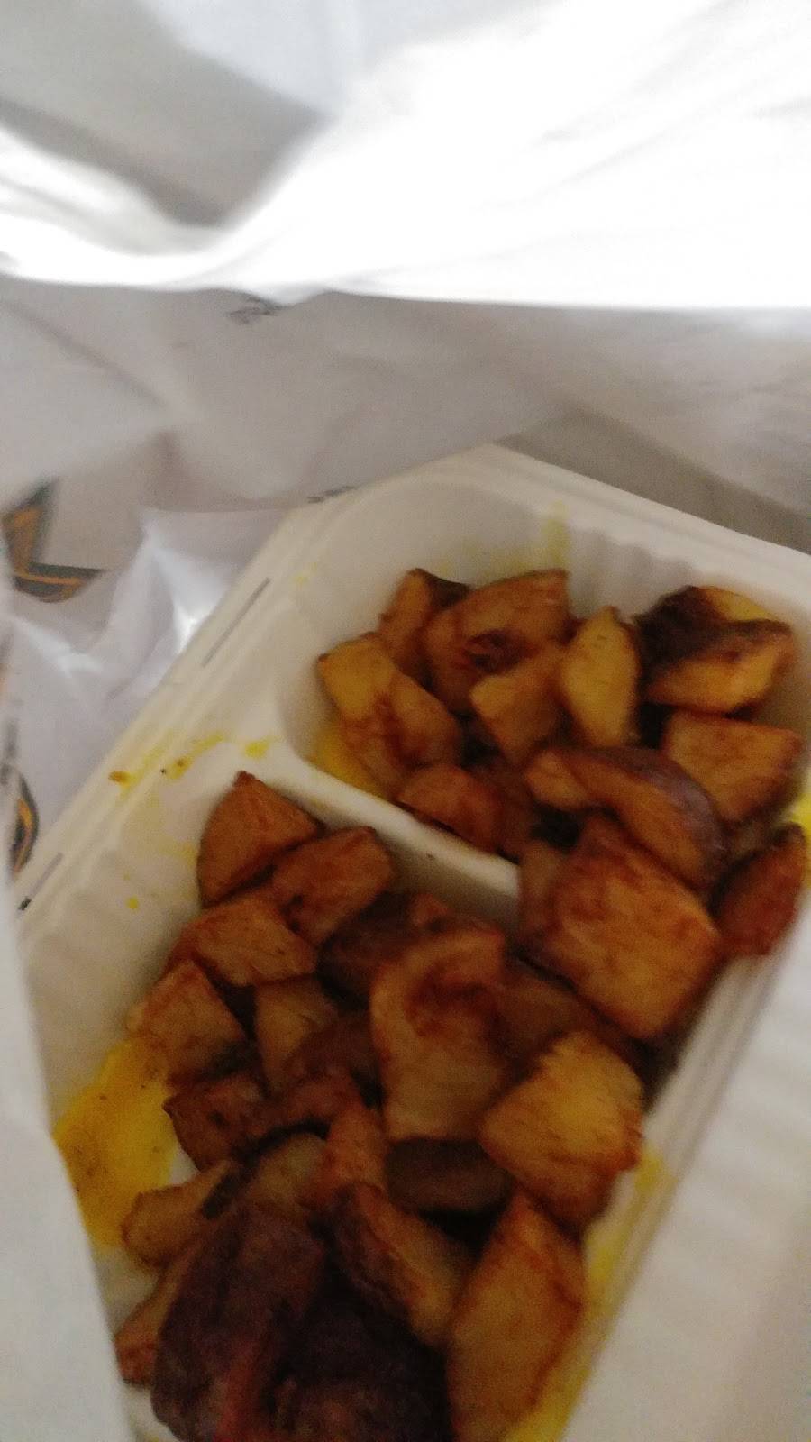 Chicken Shack Warren Ryan Rd. | meal takeaway | 4040 E Eleven Mile Rd, Warren, MI 48091, USA | 5867582888 OR +1 586-758-2888