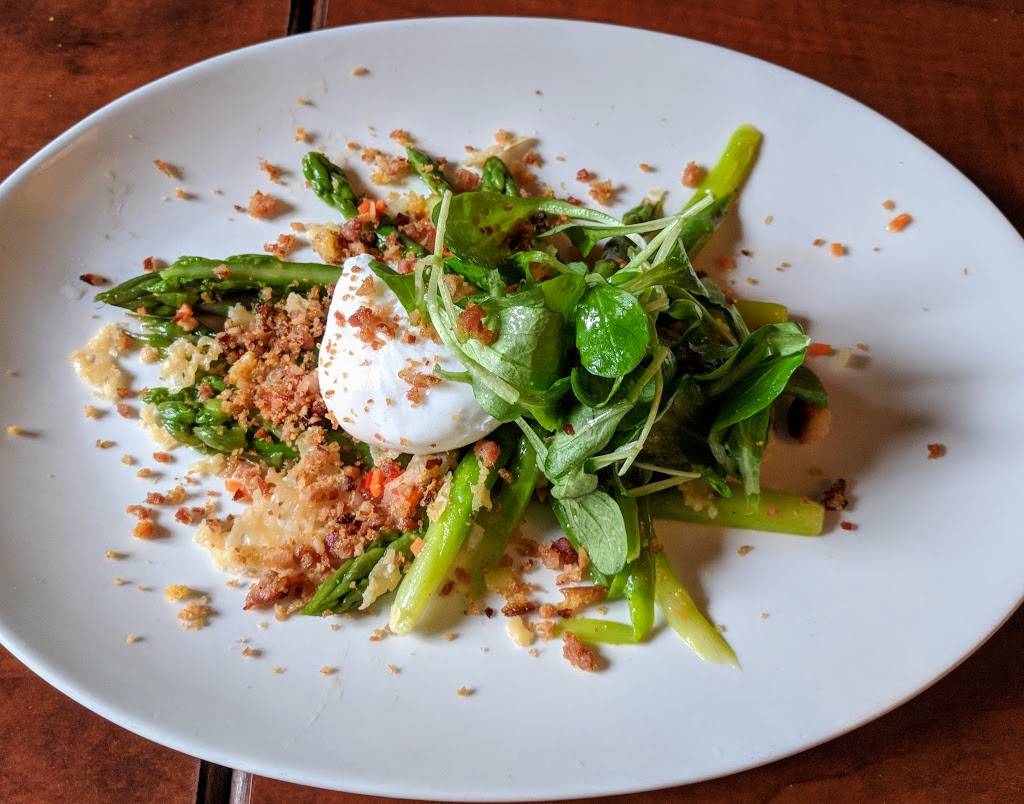 Chez Boss & Fils | restaurant | 3610 Rue Wellington, Verdun, QC H4G 1T6, Canada | 5145083457 OR +1 514-508-3457