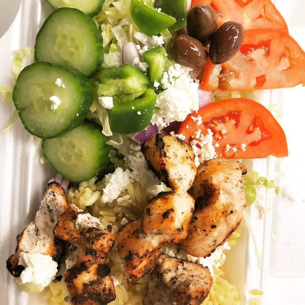 Snuffys Grill | restaurant | 3555 Thickson Road North, Whitby, ON L1R 2H1, Canada | 9052406990 OR +1 905-240-6990