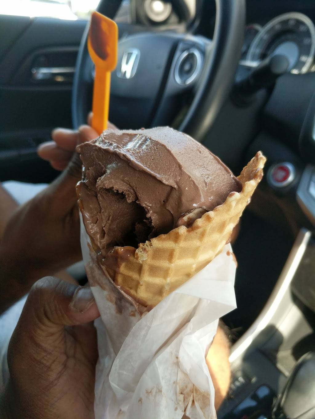 Java Cat Coffee | cafe | 3918 Monona Dr, Madison, WI 53716, USA | 6082235553 OR +1 608-223-5553