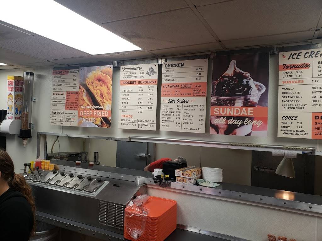 In-A-Tub | restaurant | 4000 N Oak Trafficway, Kansas City, MO 64116, USA | 8164522149 OR +1 816-452-2149