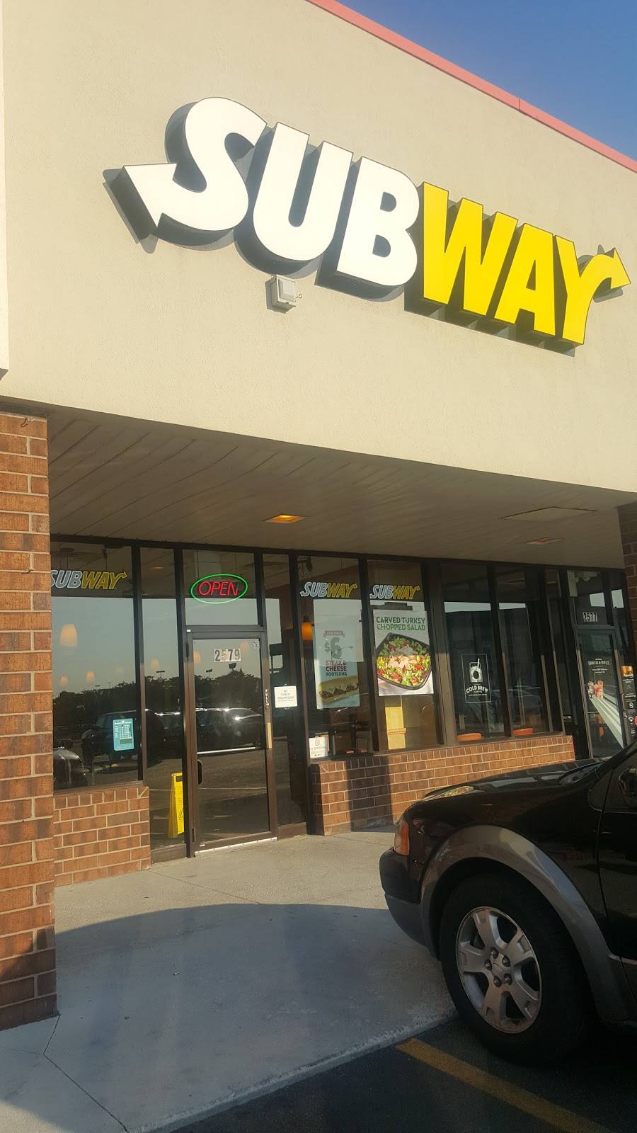Subway Restaurants | restaurant | Riverfront Plaza, 2579 N Elston Ave, Chicago, IL 60647, USA | 7739048346 OR +1 773-904-8346