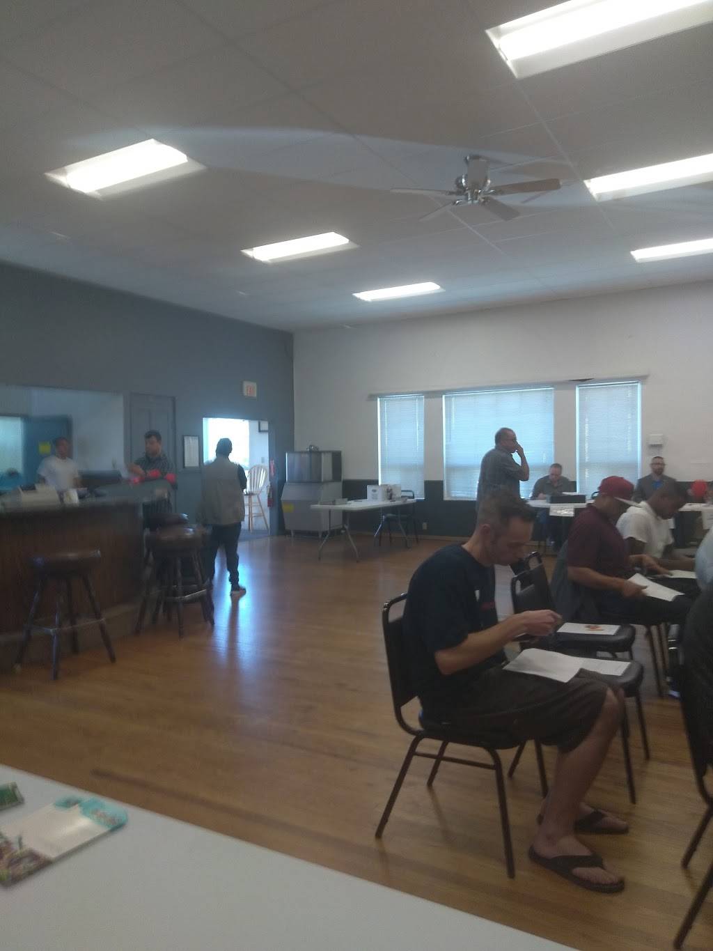 VFW Post 2111 | restaurant | 299 I St, Chula Vista, CA 91910, USA | 6194221262 OR +1 619-422-1262