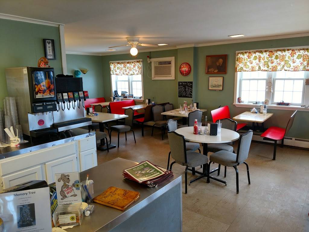 Silver Leaf Diner | restaurant | 3231 US-11, De Kalb Junction, NY 13630, USA | 3153471058 OR +1 315-347-1058