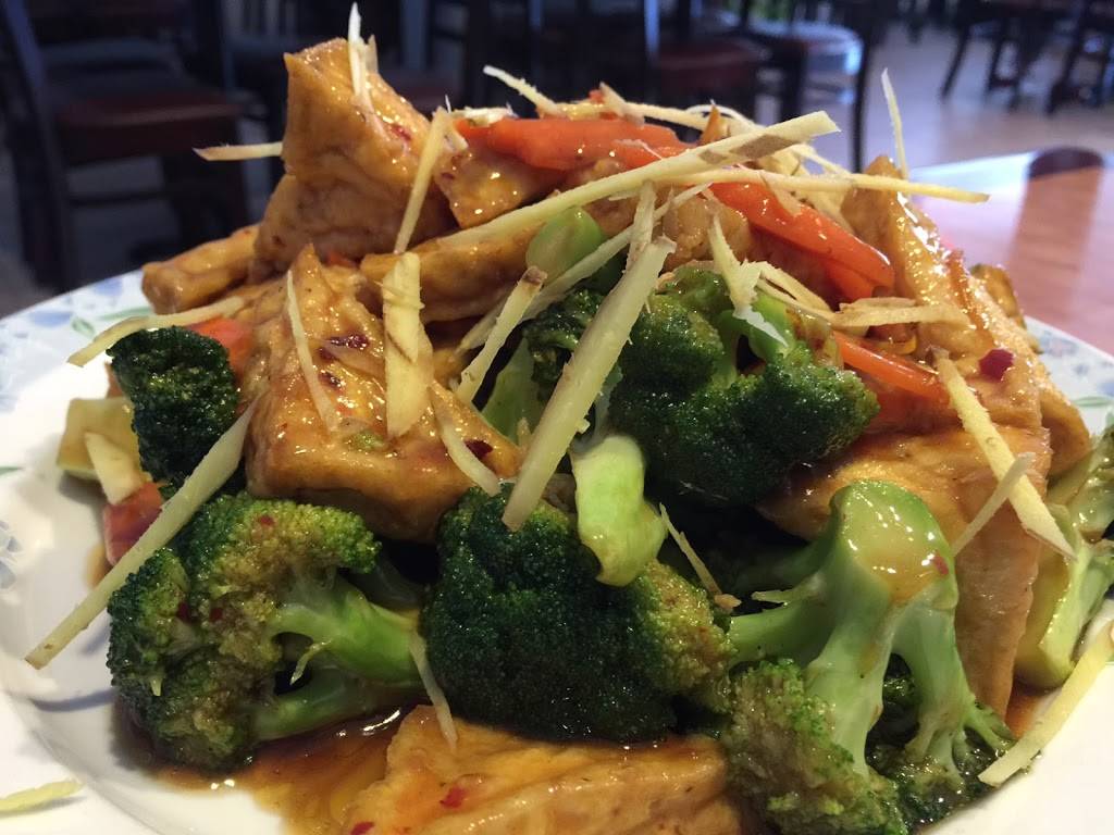 China Cafe | restaurant | 11520 Clifton Blvd, Cleveland, OH 44102, USA | 2169615958 OR +1 216-961-5958