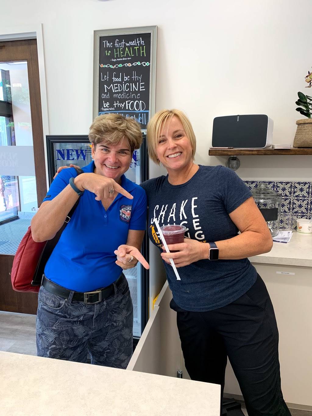 New Moon Market Downtown | cafe | 255 S Orange Ave #109, Orlando, FL 32801, USA | 4076013265 OR +1 407-601-3265