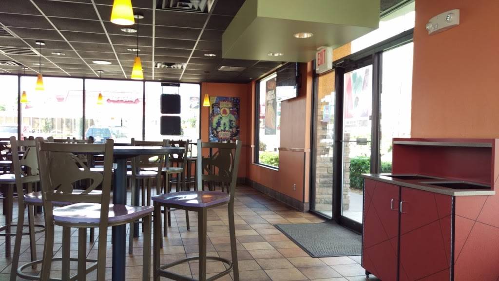 Taco Bell | meal takeaway | 1102 S St Louis St, Batesville, AR 72501, USA | 8707937111 OR +1 870-793-7111