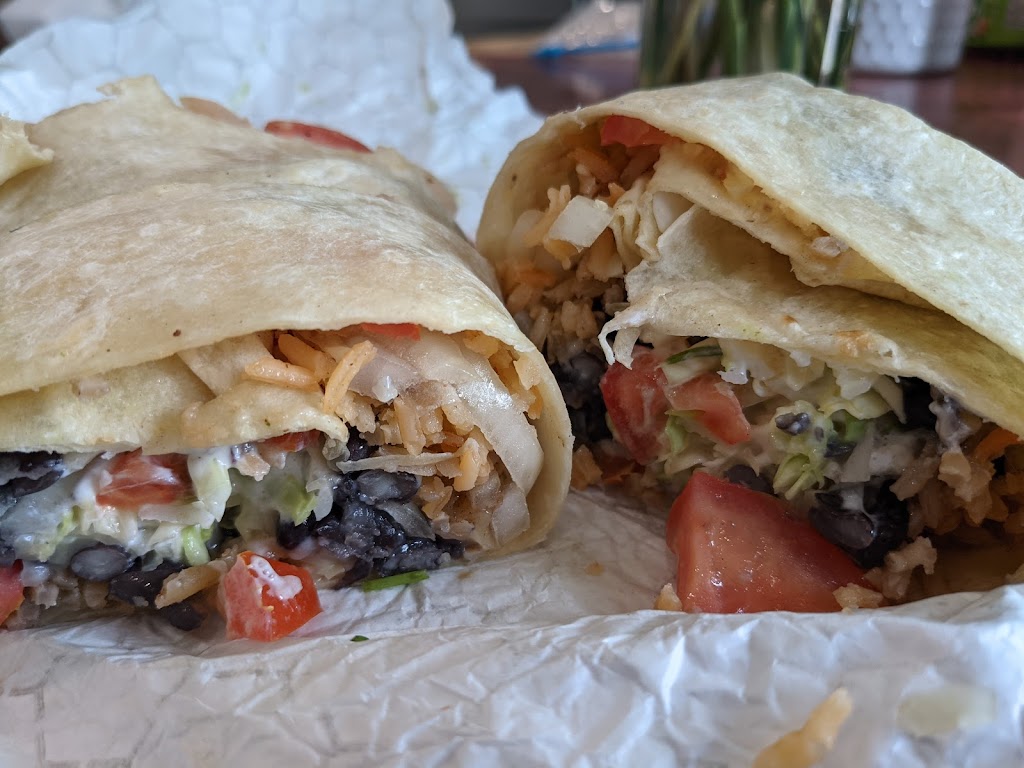 Pitas Taqueria Authentic Mexican Food | restaurant | 32618 Railroad Ave, Black Diamond, WA 98010, USA | 3604694924 OR +1 360-469-4924