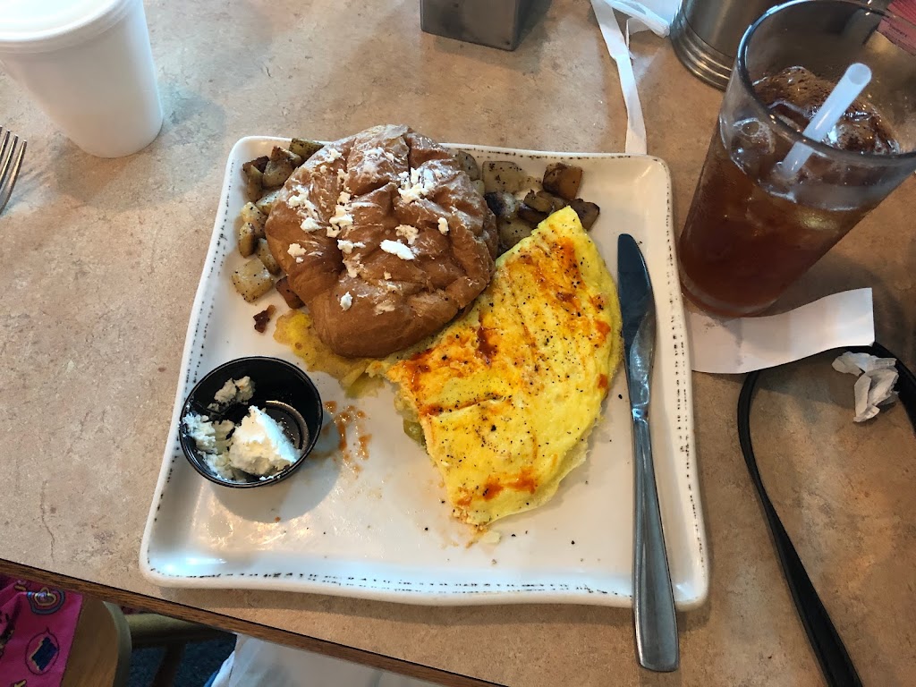Taylor’s Breakfast and Lunch | restaurant | 7175 N Davis Hwy suite k unit h49, Pensacola, FL 32504, USA | 8504766122 OR +1 850-476-6122